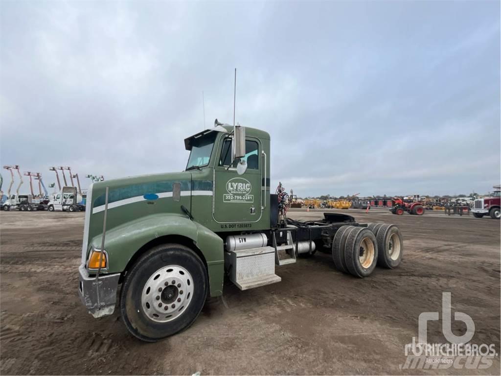Peterbilt 385 Nyergesvontatók