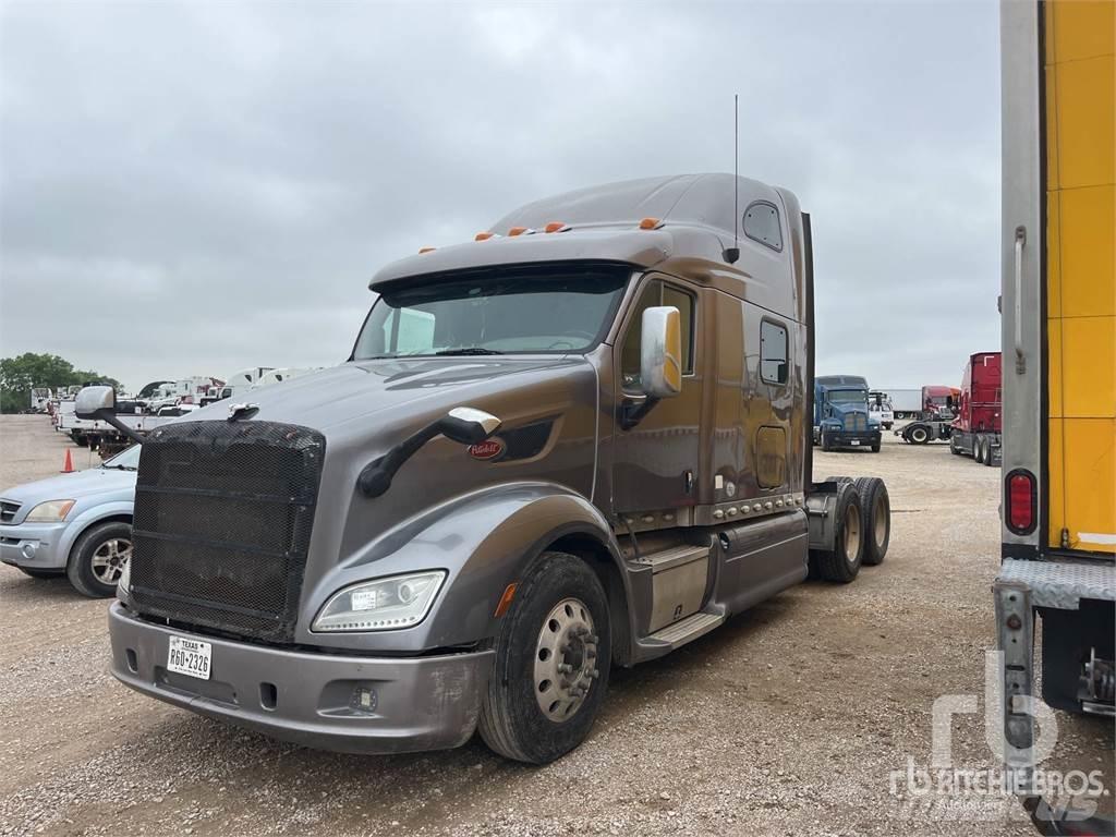 Peterbilt 587 Nyergesvontatók