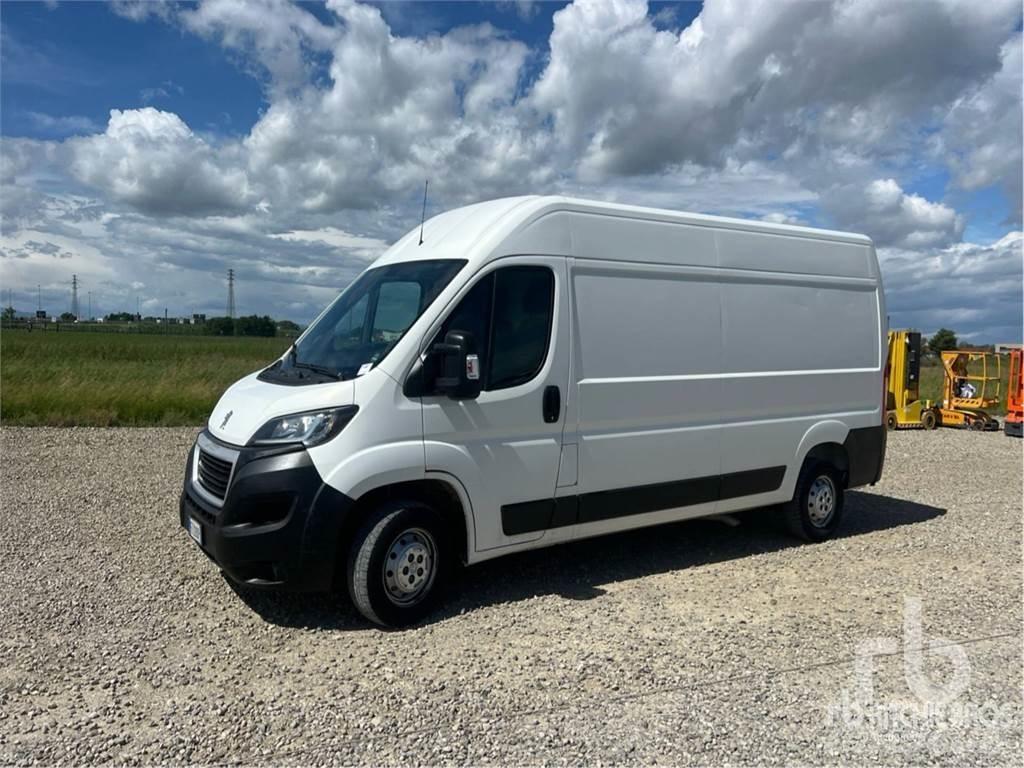 Peugeot BOXER Transporterek