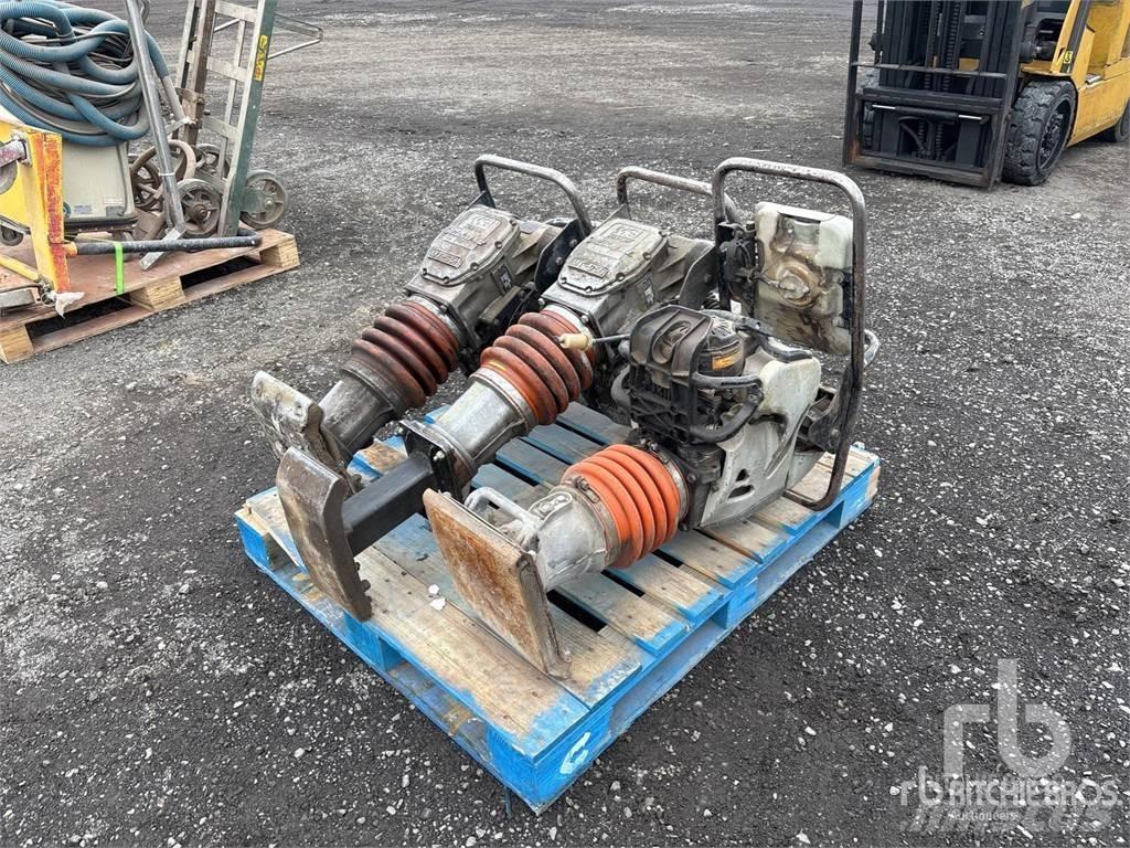  Quantity of (3) Vibrátorok
