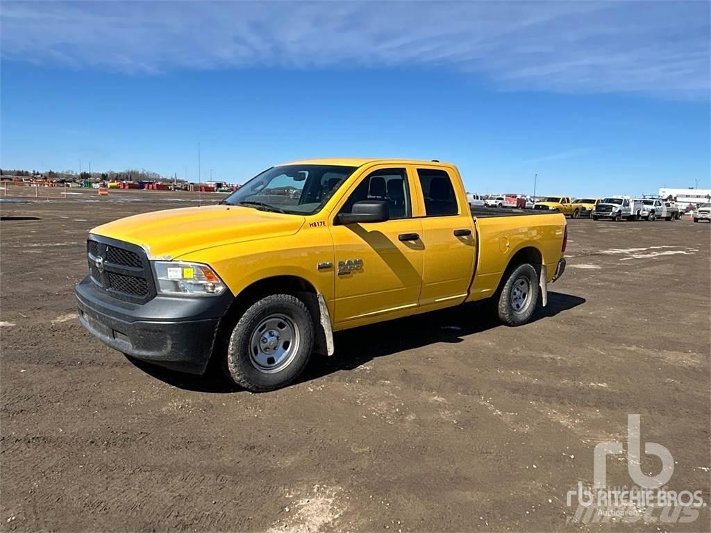 RAM 1500 Kis teherszállító/Platós kocsi