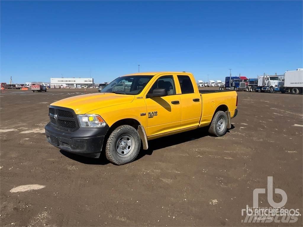 RAM 1500 Kis teherszállító/Platós kocsi