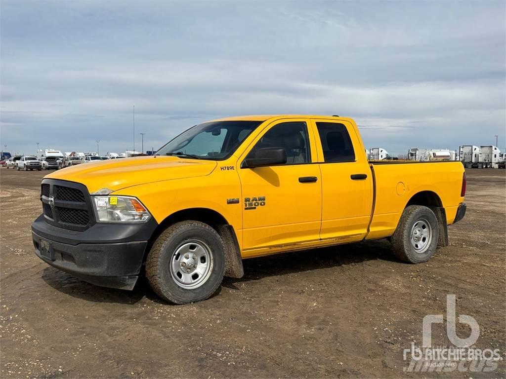 RAM 1500 Kis teherszállító/Platós kocsi