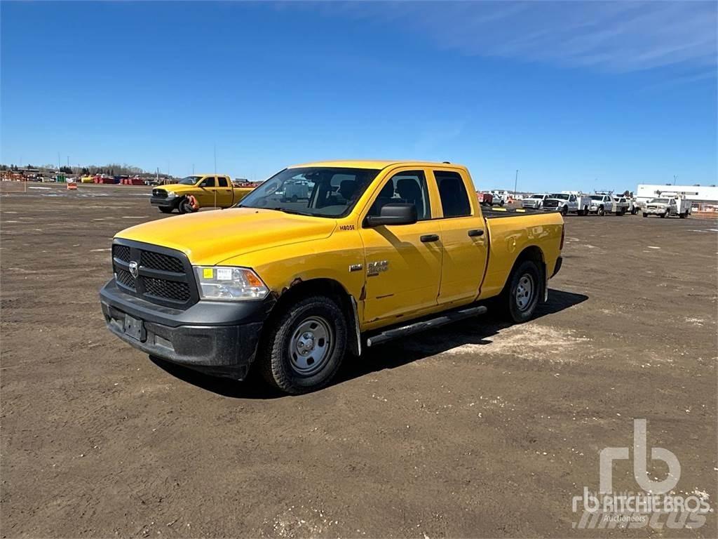 RAM 1500 Kis teherszállító/Platós kocsi