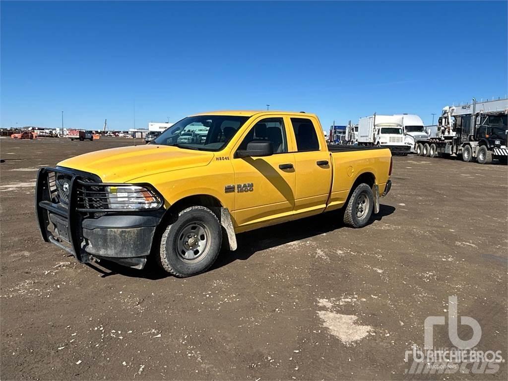RAM 1500 Kis teherszállító/Platós kocsi