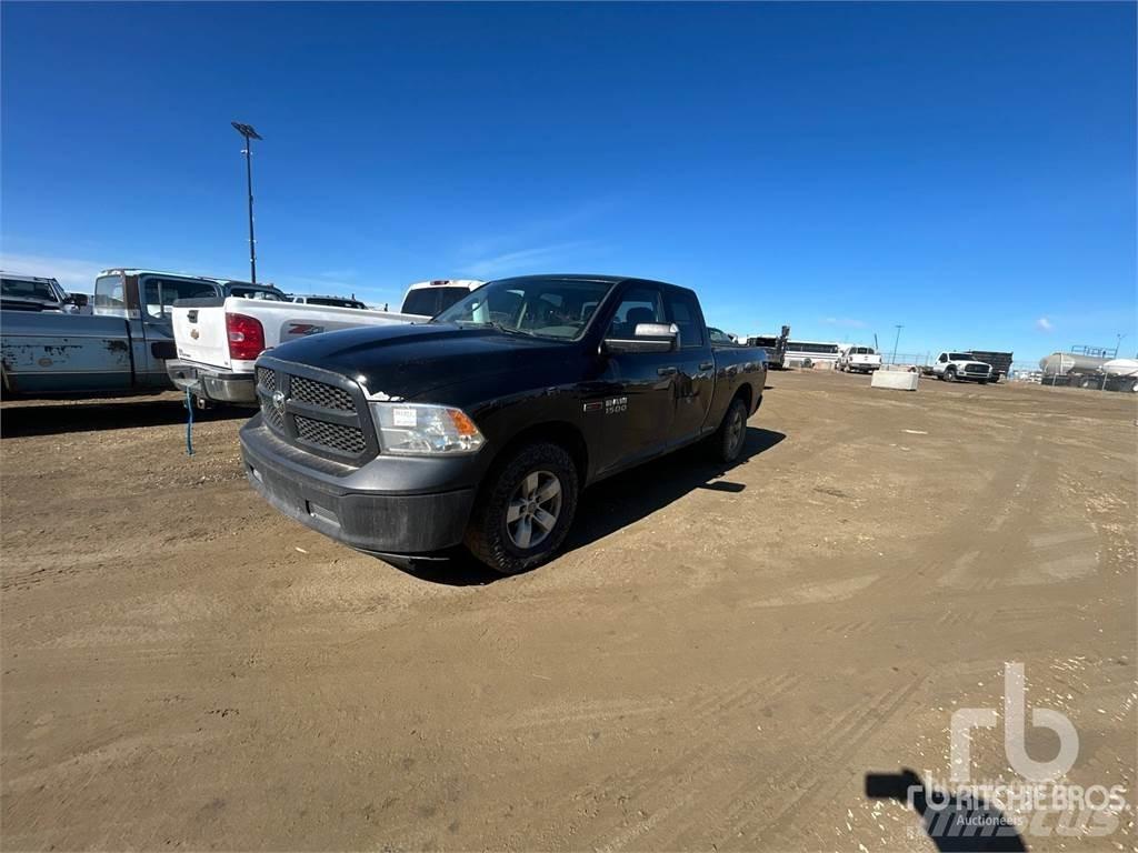 RAM 1500 Kis teherszállító/Platós kocsi