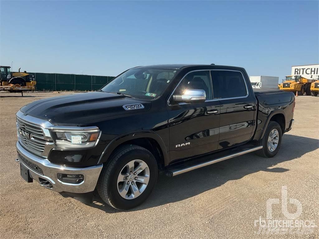 RAM 1500 Kis teherszállító/Platós kocsi