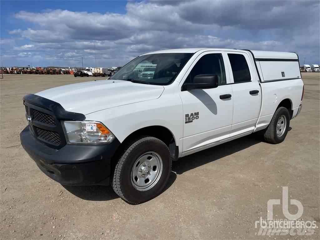 RAM 1500 Kis teherszállító/Platós kocsi