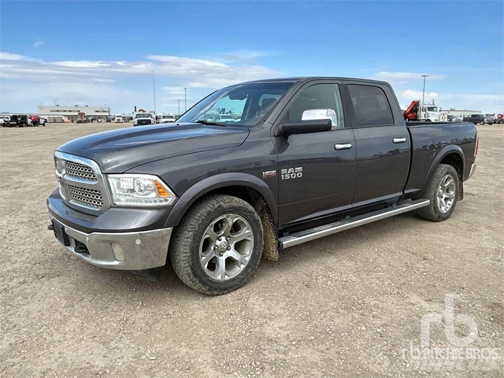 RAM 1500 Kis teherszállító/Platós kocsi