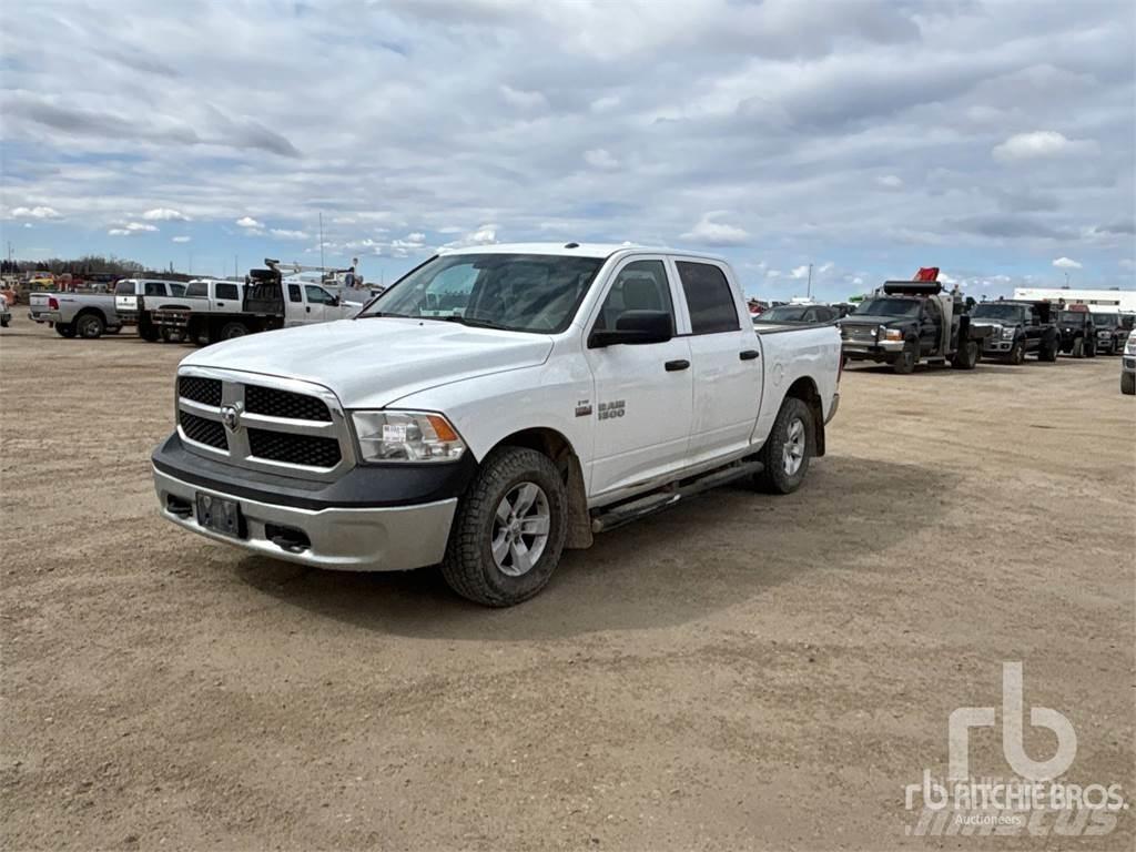 RAM 1500 Kis teherszállító/Platós kocsi