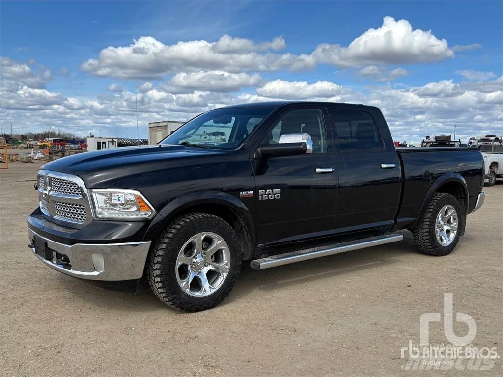 RAM 1500 Kis teherszállító/Platós kocsi
