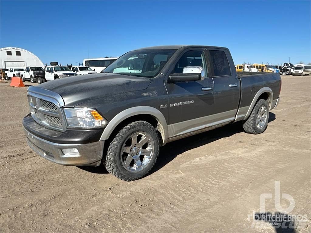 RAM 1500 Kis teherszállító/Platós kocsi