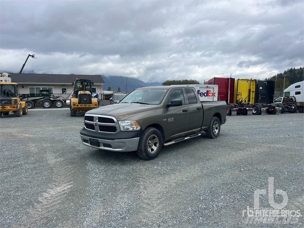 RAM 1500 Kis teherszállító/Platós kocsi