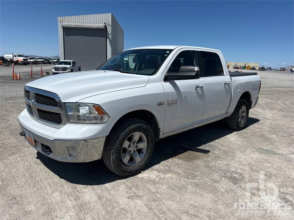 RAM 1500 Kis teherszállító/Platós kocsi