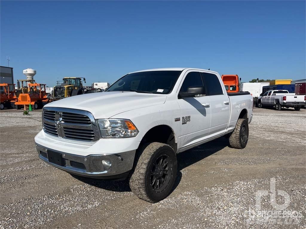 RAM 1500 Kis teherszállító/Platós kocsi