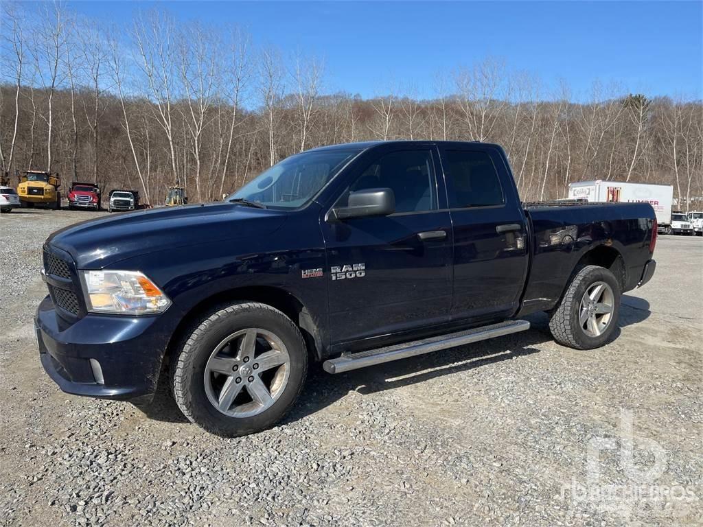 RAM 1500 Kis teherszállító/Platós kocsi