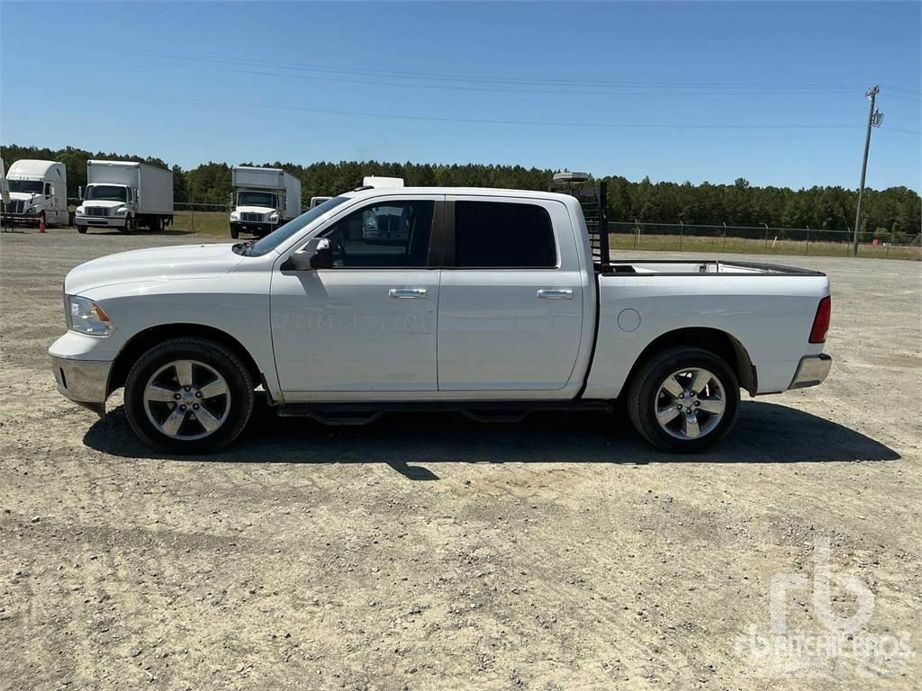 RAM 1500 Kis teherszállító/Platós kocsi