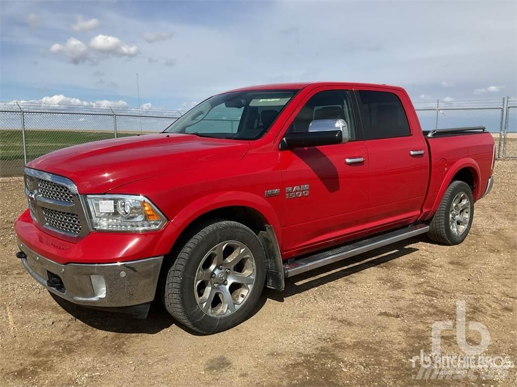 RAM 1500 Kis teherszállító/Platós kocsi