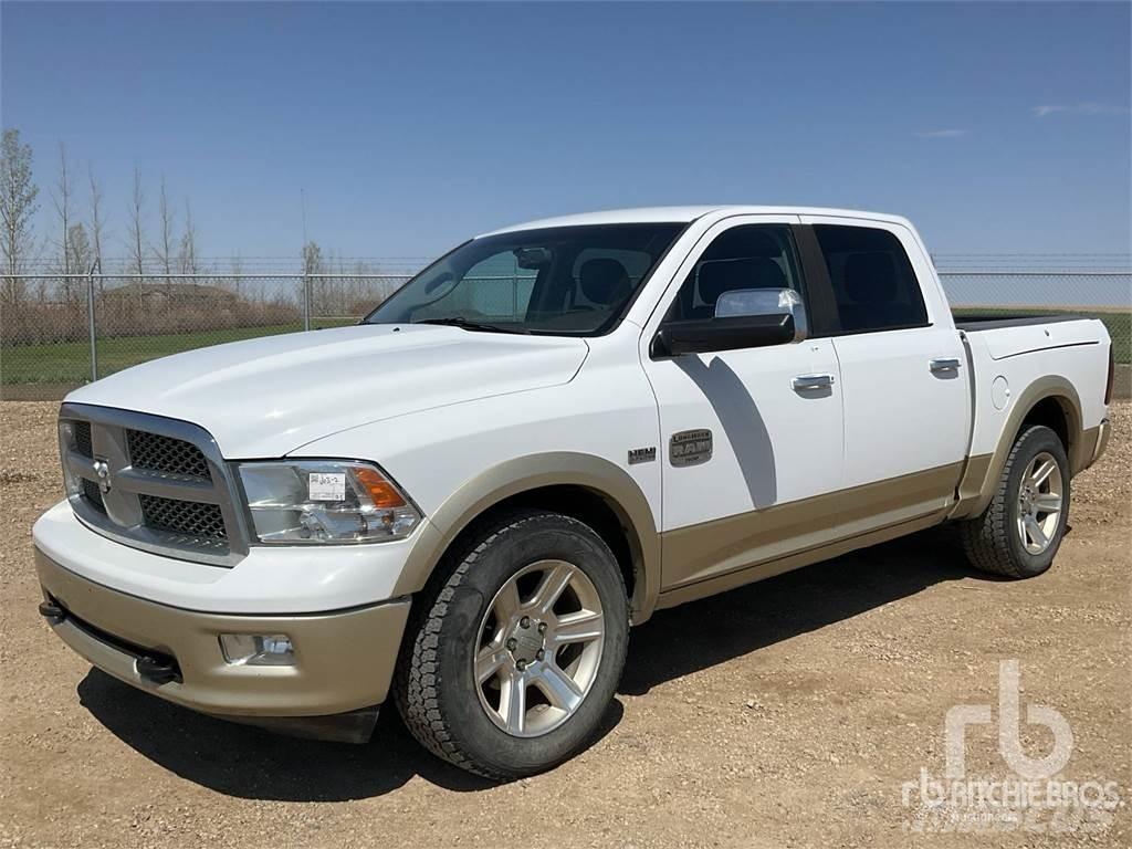 RAM 1500 Kis teherszállító/Platós kocsi