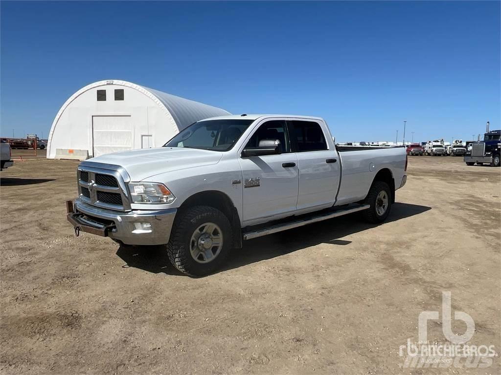 RAM 2500 Kis teherszállító/Platós kocsi