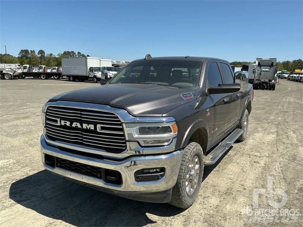RAM 2500 Kis teherszállító/Platós kocsi