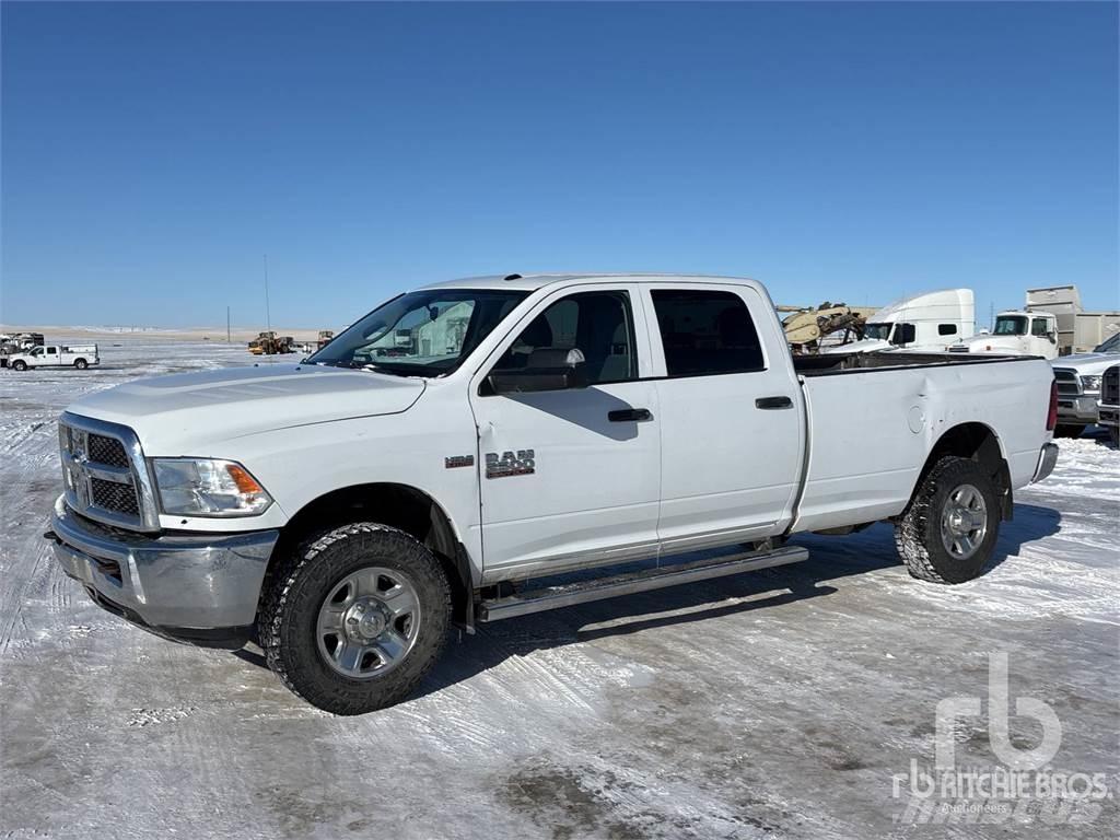 RAM 2500 Kis teherszállító/Platós kocsi