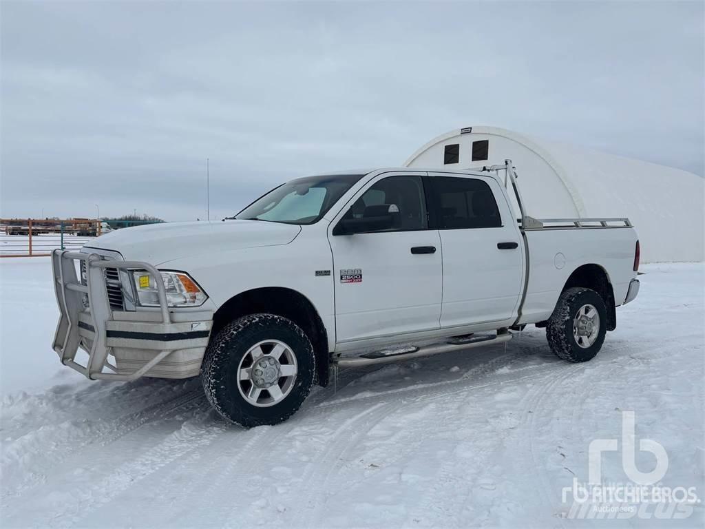 RAM 2500 Kis teherszállító/Platós kocsi