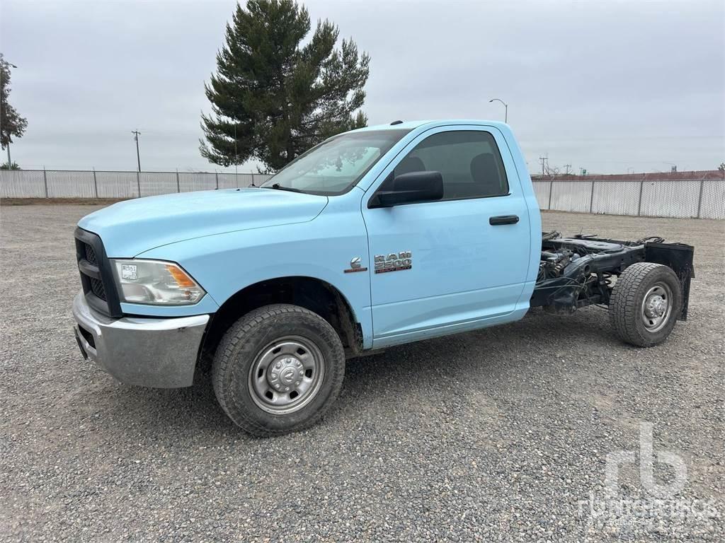 RAM 2500 Fülkés alváz