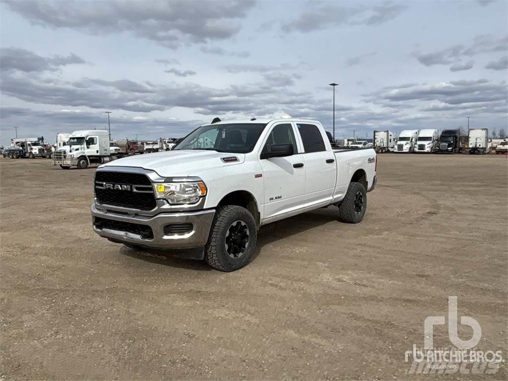 RAM 2500 Kis teherszállító/Platós kocsi
