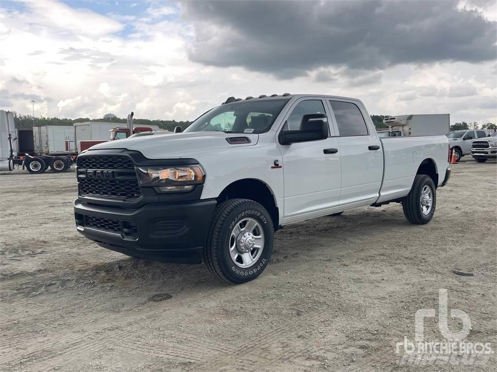 RAM 2500 Kis teherszállító/Platós kocsi