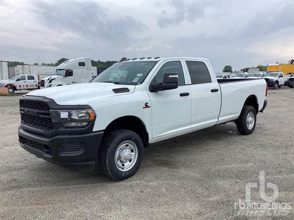 RAM 2500 Kis teherszállító/Platós kocsi