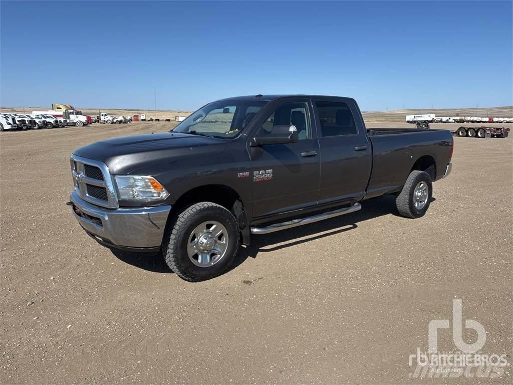 RAM 2500 Kis teherszállító/Platós kocsi