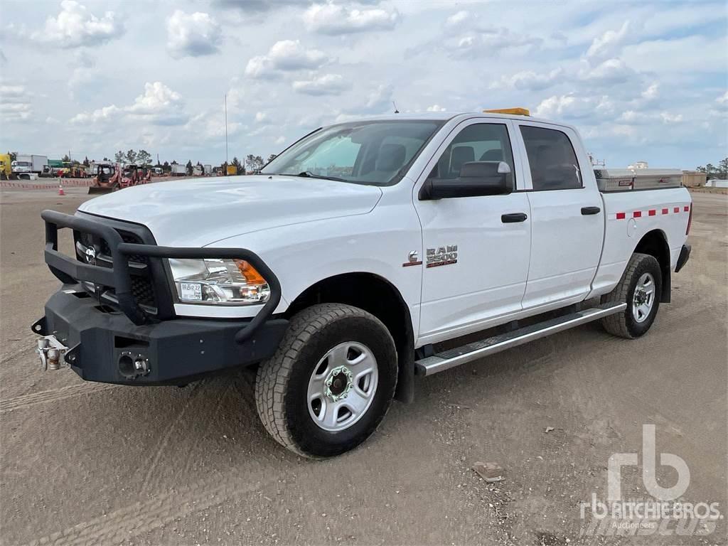 RAM 3500 Kis teherszállító/Platós kocsi