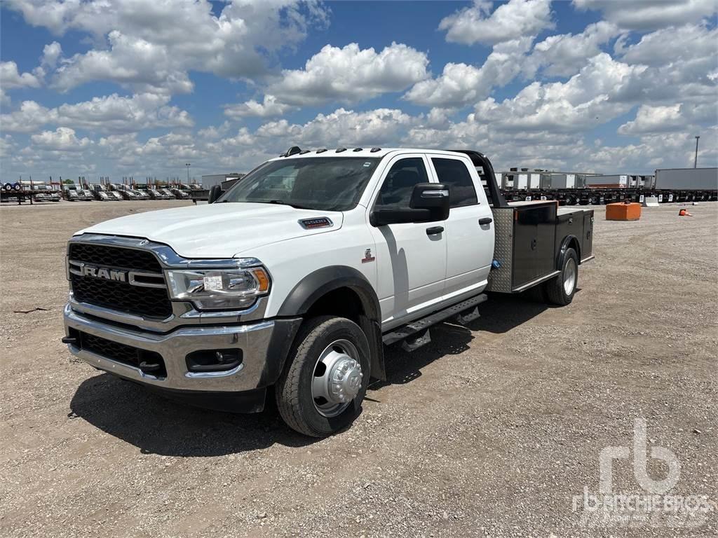 RAM 5500 Platós / Ponyvás teherautók