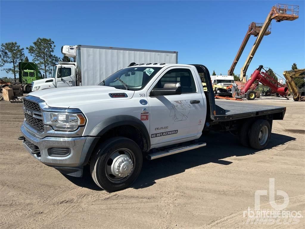 RAM 5500HD Platós / Ponyvás teherautók