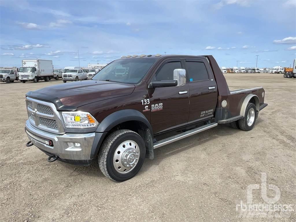 RAM 5500HD Platós / Ponyvás teherautók
