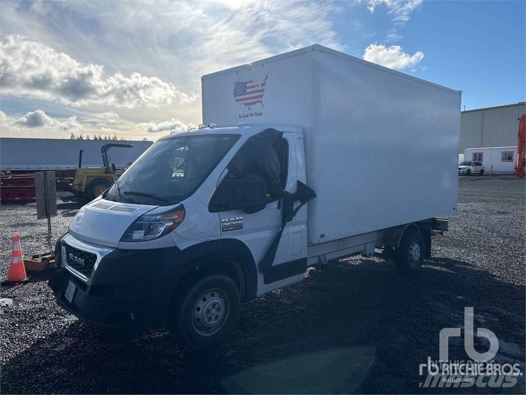 RAM PROMASTER Transporterek