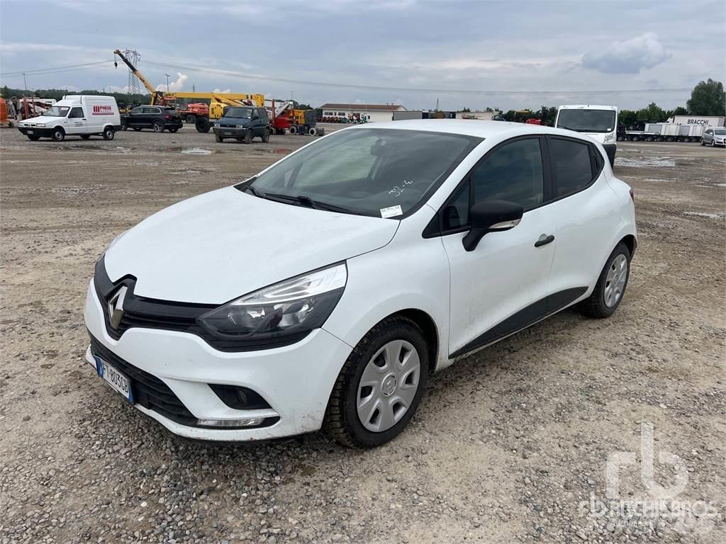 Renault CLIO Transporterek