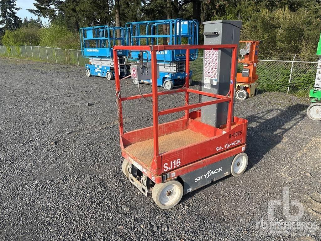 SkyJack SJ16 Karos emelők