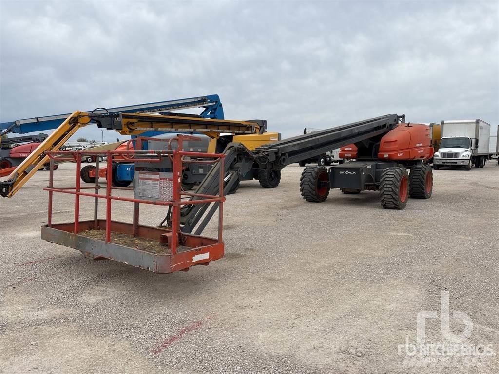 SkyJack SJ66T Karos emelők