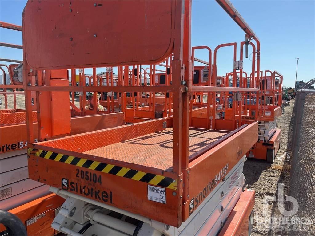 Snorkel S4732E Ollós emelők