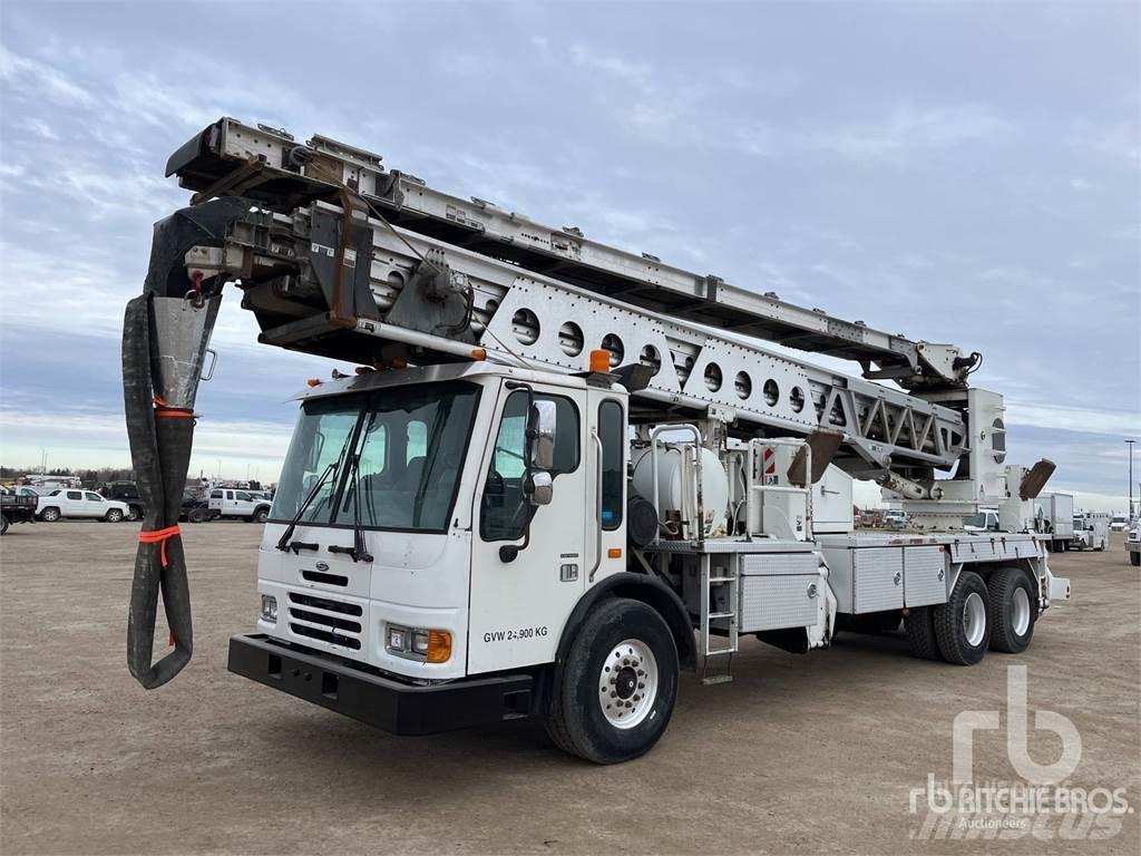 Sterling CONDOR Betonkeverők/Betonpumpák