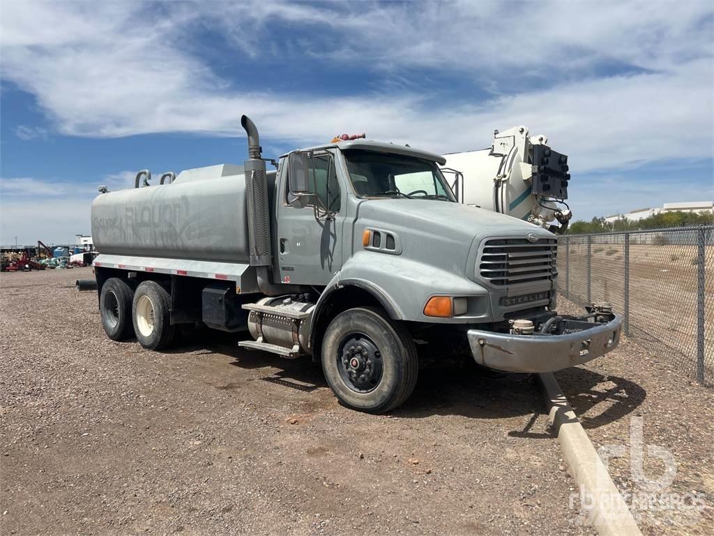 Sterling L9500 Vízszállító teherautók