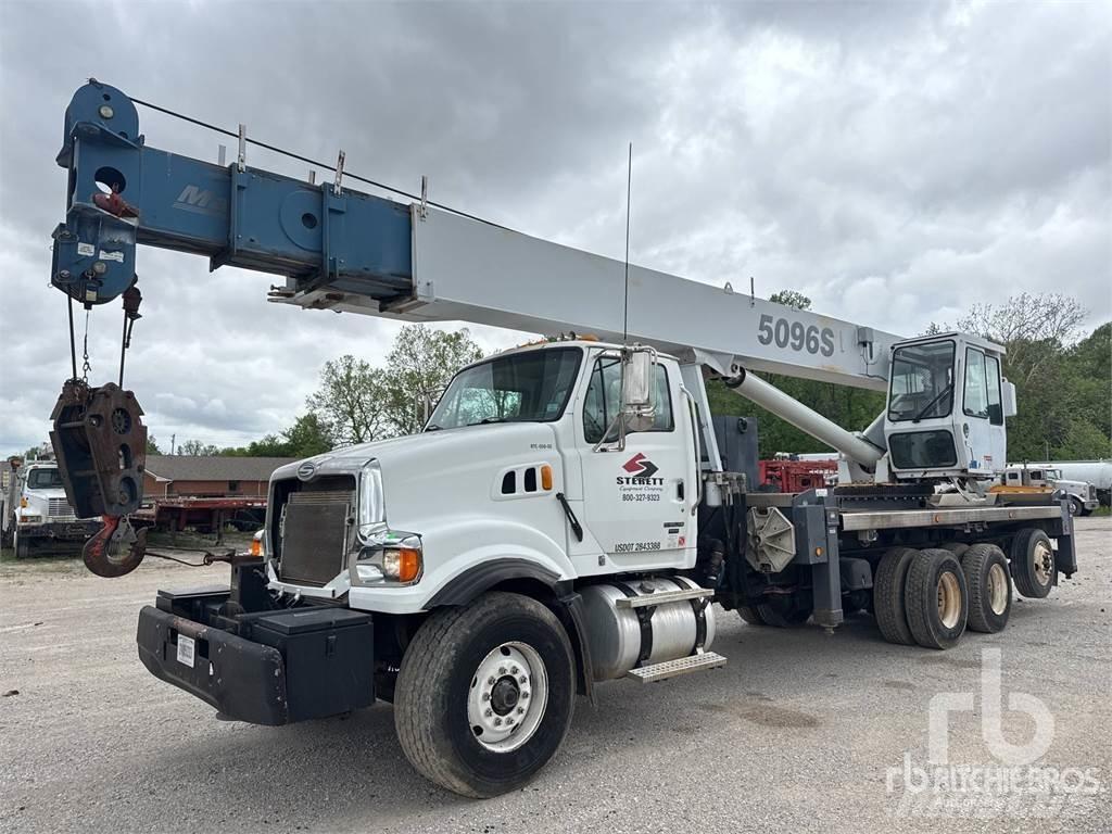 Sterling L9500 Darus teherautók