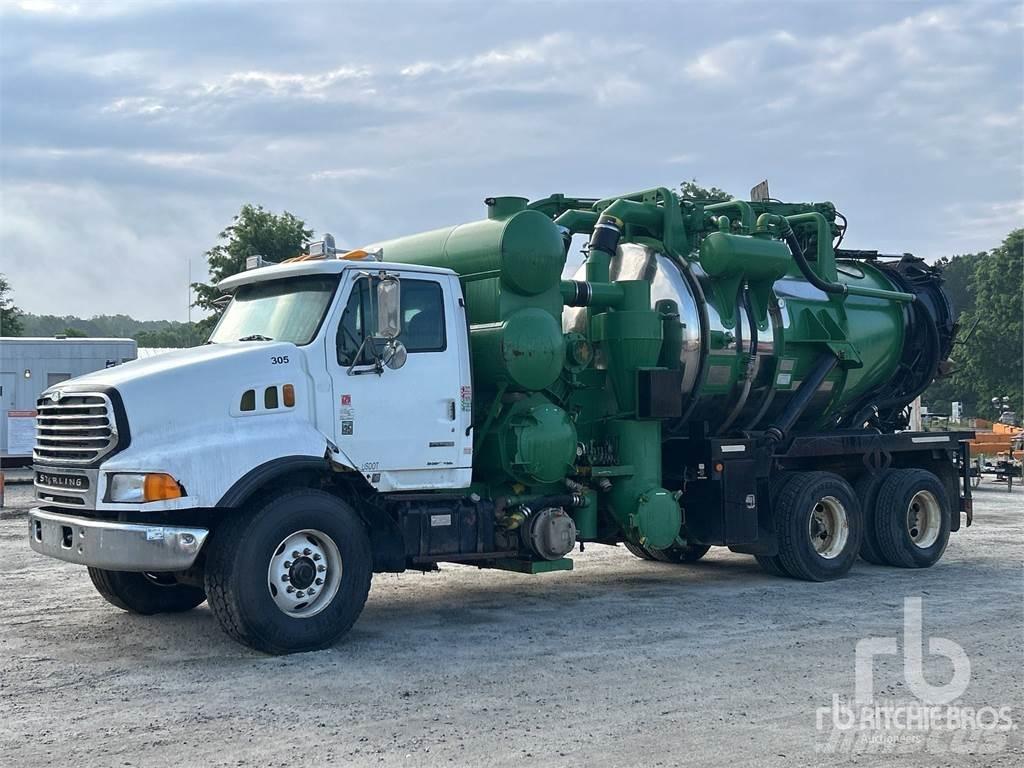 Sterling LT9500 Vákuum teherautok