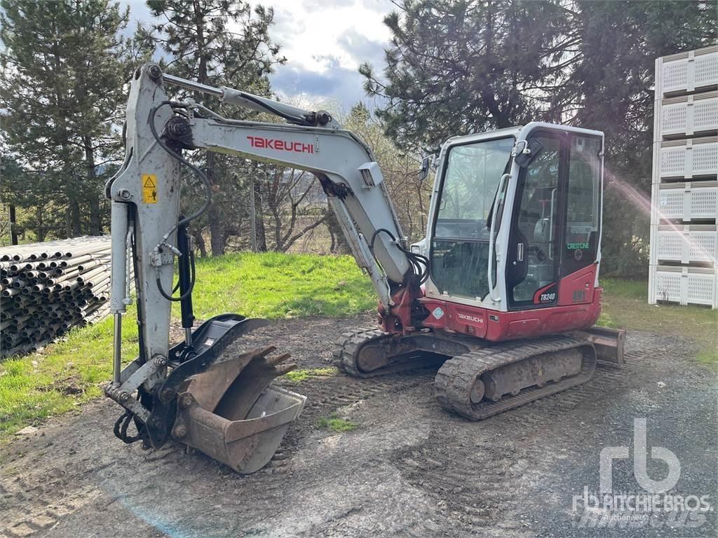 Takeuchi TB240 Mini kotrók < 7t
