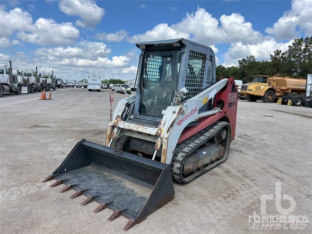 Takeuchi TL230 Kompaktrakodók