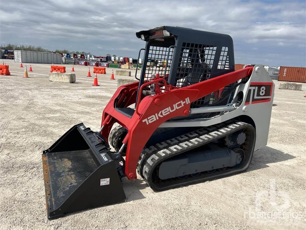 Takeuchi TL8 Kompaktrakodók