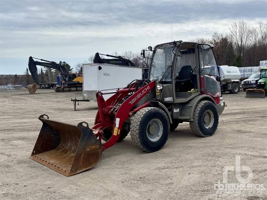 Takeuchi TW60 Gumikerekes homlokrakodók