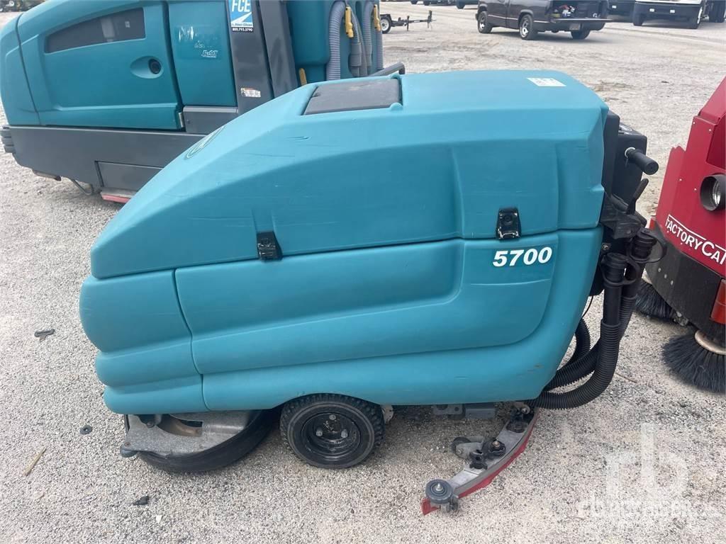 Tennant 5700 Úttakarító gépek